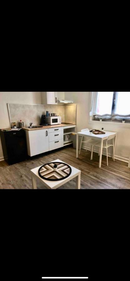 Ferienwohnung Studio Proche Centre, Zoo Et Axes Routiers Maubeuge Exterior foto